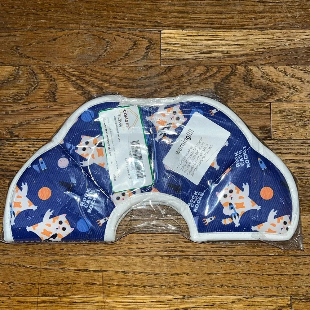 Medium Sized Blue Cat Cone